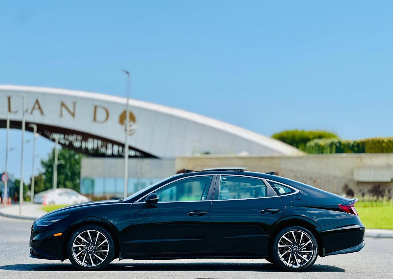 Hyundai Sonata image