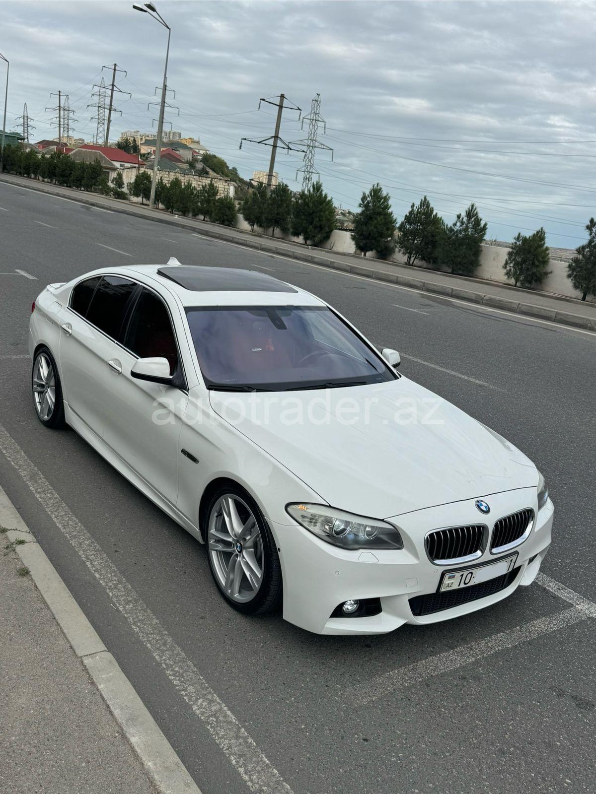 BMW 328I image