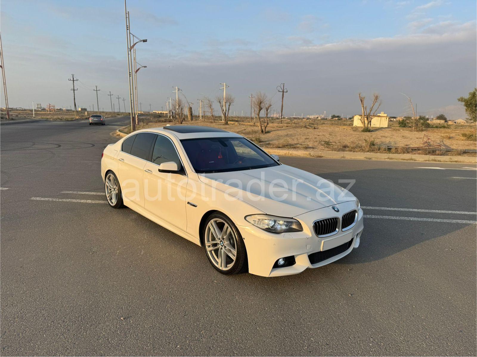 BMW 328I image